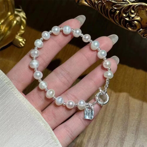 Elegance Eternal - Pearl Bracelet