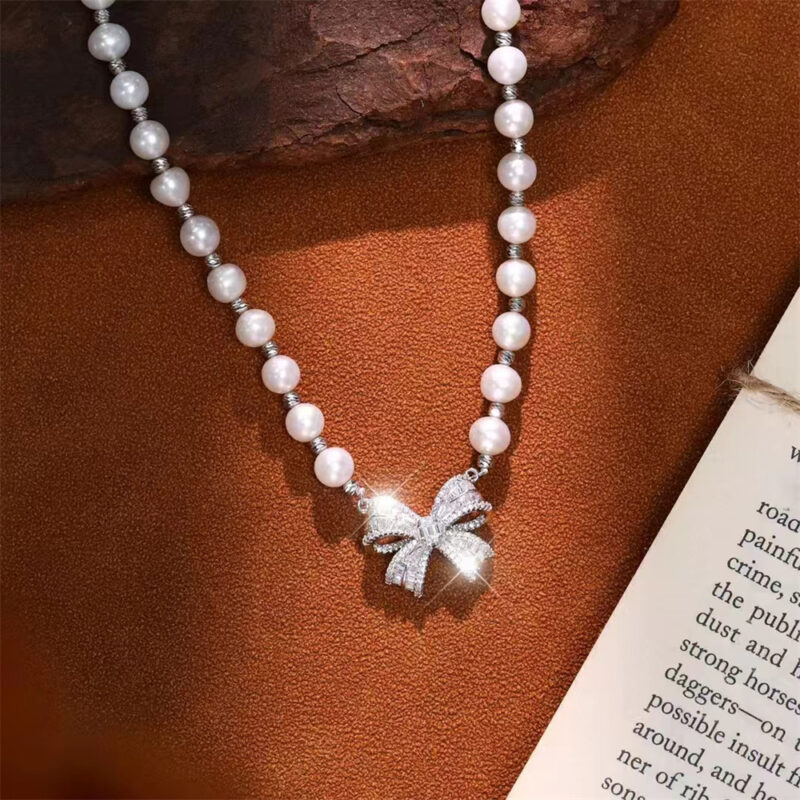 European and American style pearl necklace, unfolds your beauty