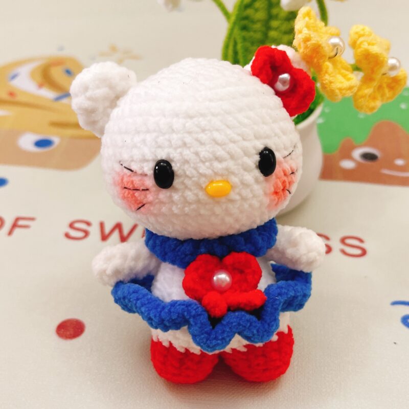 微信图片_20240807161333 Cute cartoon characters and small animals with designs