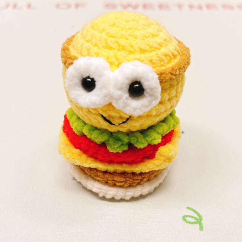 微信图片_20240808164944 Cute burger series with HK, Fishman, Melody, Capybara, etc. Very interesting design!