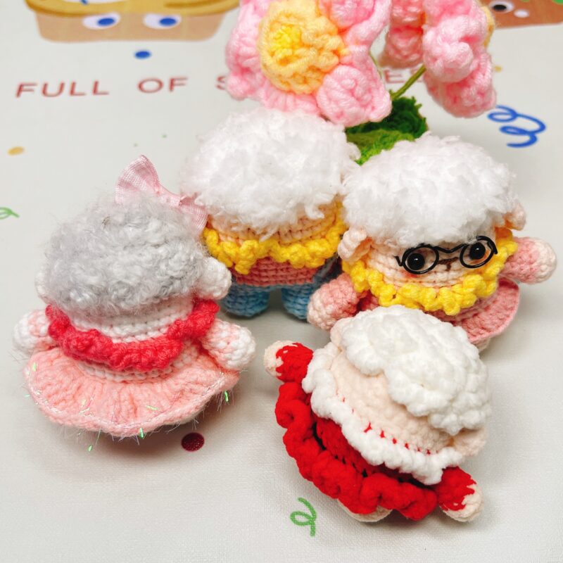 微信图片_20240808165153 Adorable sheep baa baa series with faux human design in beautiful dresses. Unique style.
